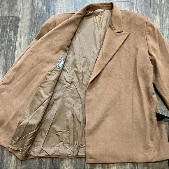 Gianni Versace Vintage 100% Wool Wrap-Tie Shoulder Pads Blazer Jacket Beige 10 - Picture 10 of 17